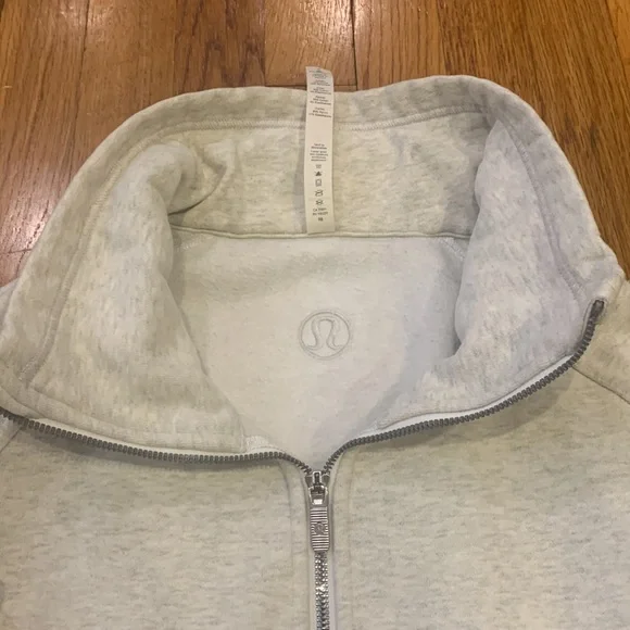 Lululemon Zip Up Jacket - Picture 6 of 9